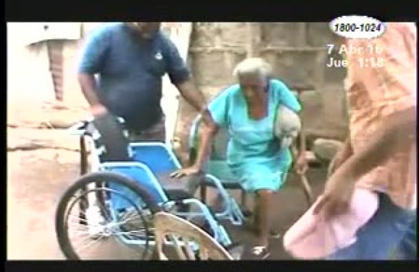 Ministerio Evangélico entregó sillas de ruedas a personas discapacitadas